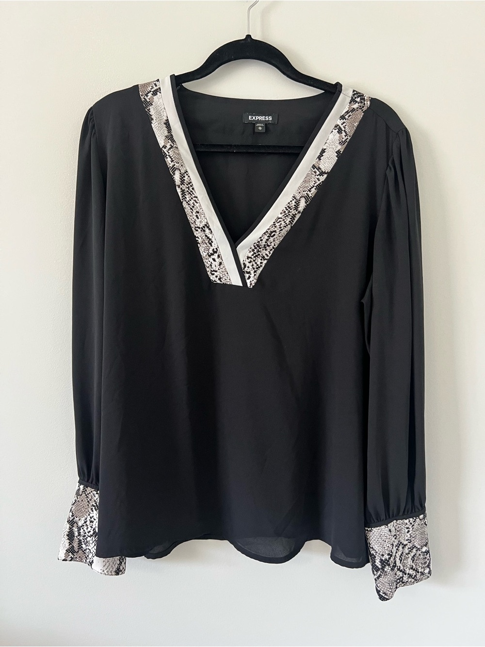 Express Black Blouse with Snake-Print V-Neck and Cuffs